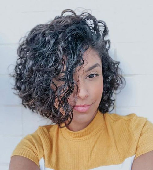 Side Parted Bob Haircuts for Curly Hair-12