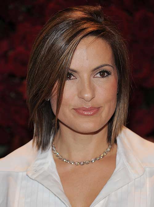 Female Celebrities with Short Hair-10
