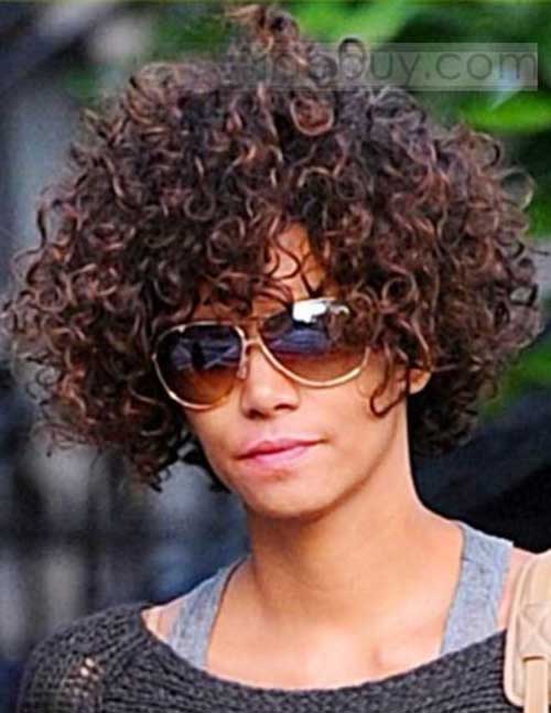 Halle Berry Short Curly Hair-19