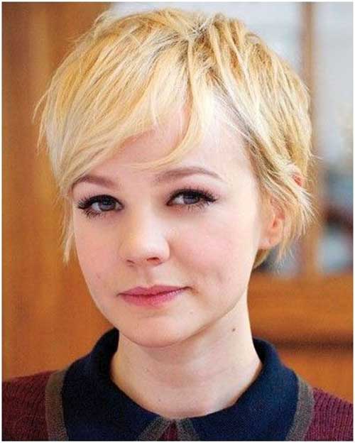 Short Haircuts for Women Over 40-6
