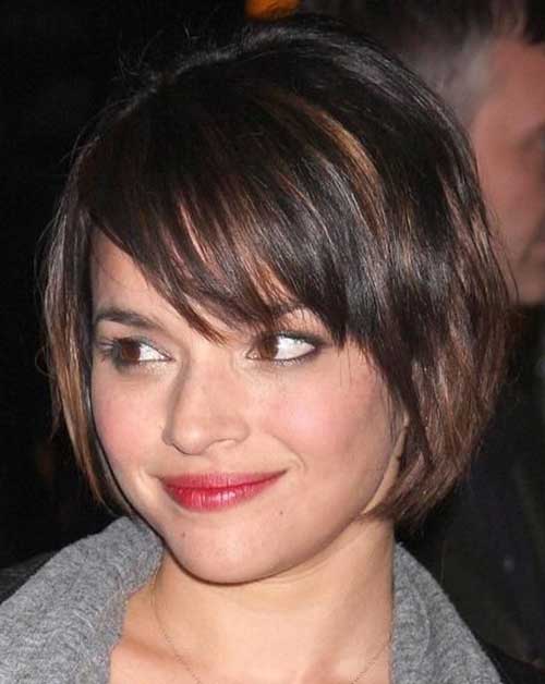 Bob Haircuts for Round Faces-9
