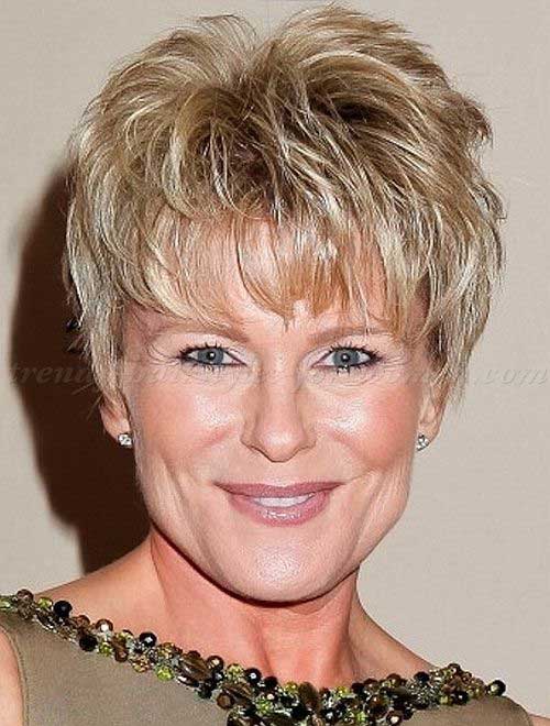Simple-Short-Hairstyles-for-Women-over-50