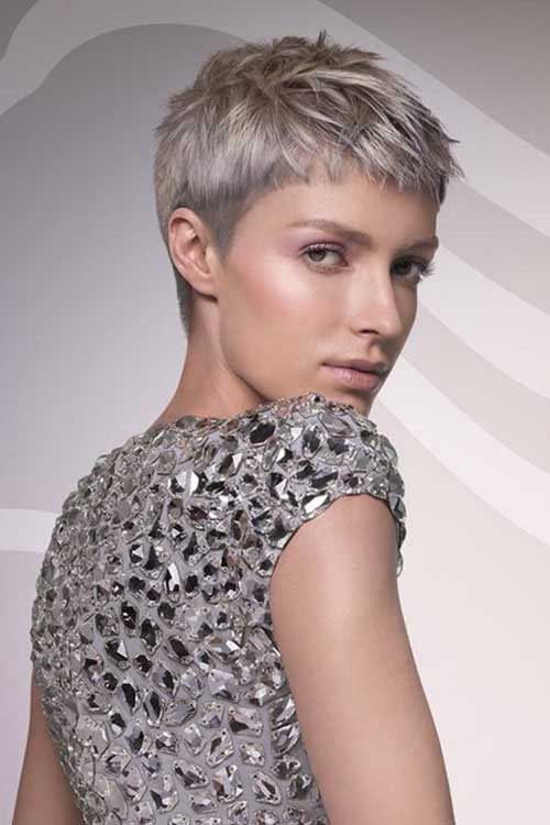 Stylish Short Hairstyles for Women over 50