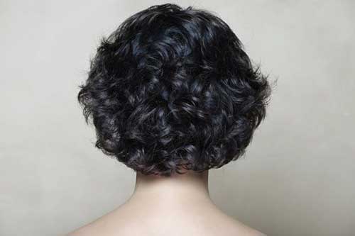 Hairstyles for Short Curly Hair-15