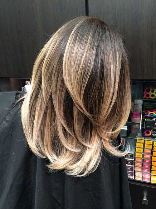 Short Haircuts with Layers-15