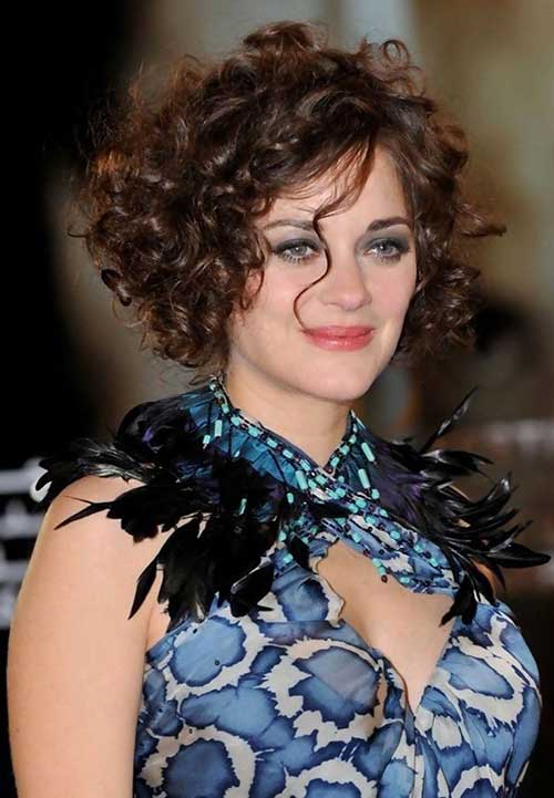 Short Haircuts for Curly Hair-19