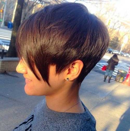 24.Short Trendy Hairstyle