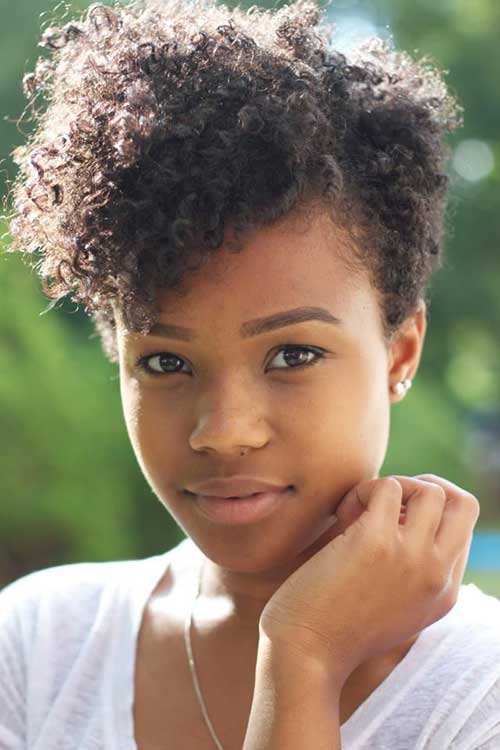 Short Curly Hairstyles for Black Women-11