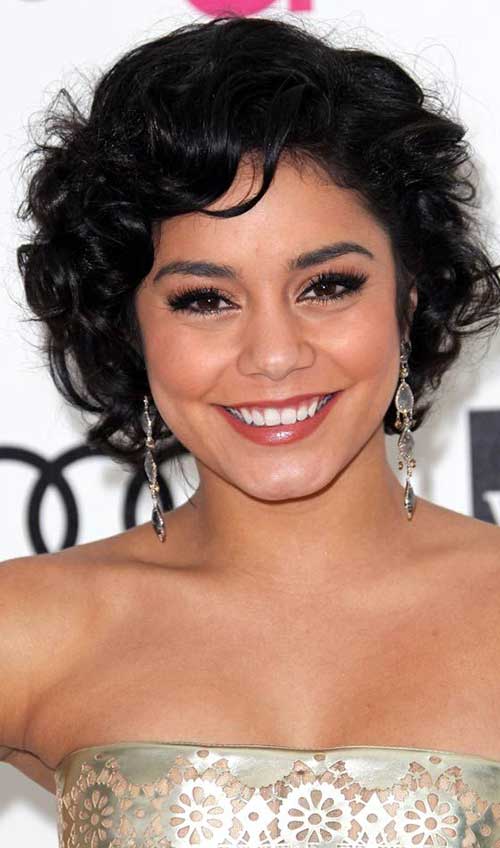Hairstyles for Short Curly Hair-13