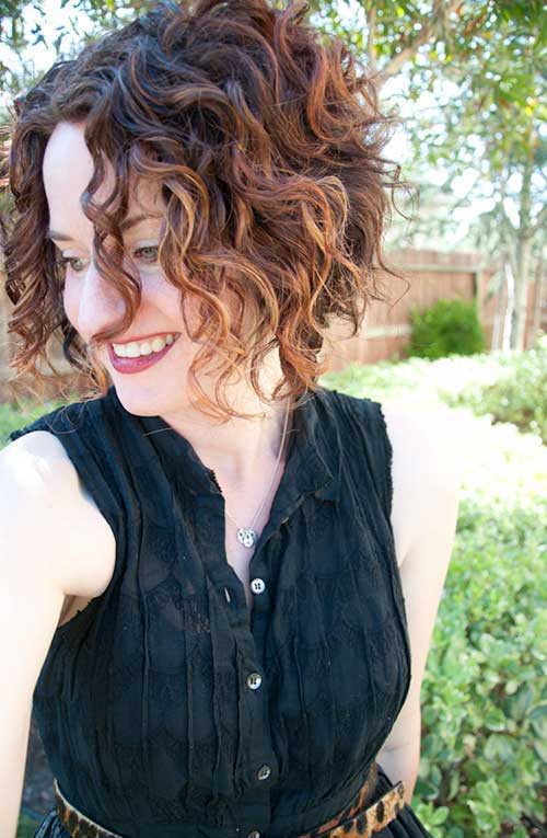 Hairstyles for Short Curly Hair-9