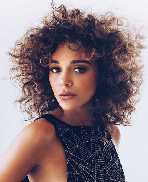 Curly Hairstyles for Women-11