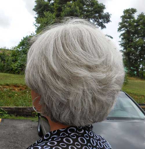 Short Haircuts for Older Ladies-6