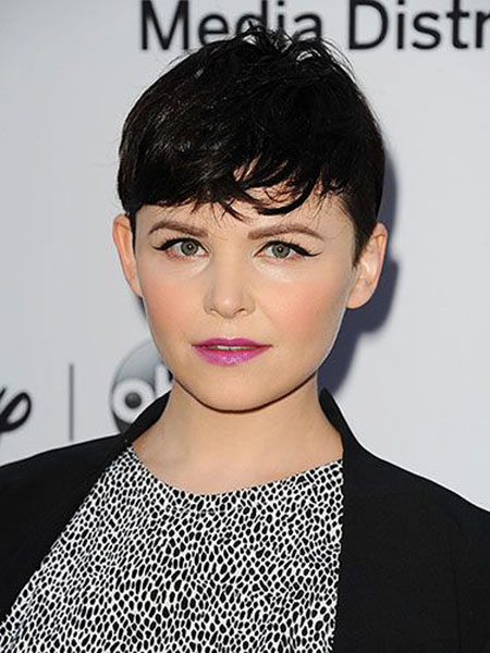 17-Short-Haircuts-for-Round-Faces-456