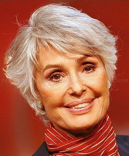 2-Short-Haircuts-for-Women-Over-50-298