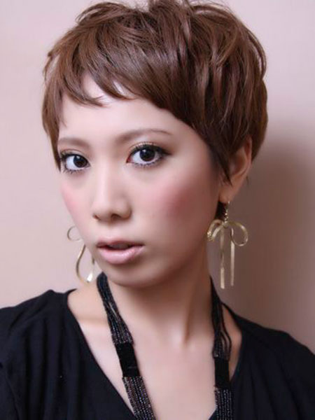 8-Short-Haircuts-for-Asian-Hair-261