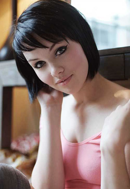 Short Hairstyles with Bangs - 13- 