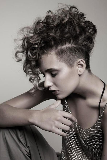 Short Curly Hairstyles - 28- 