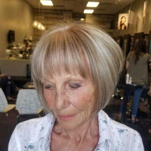 12.Cute Short Haircuts for Older Women