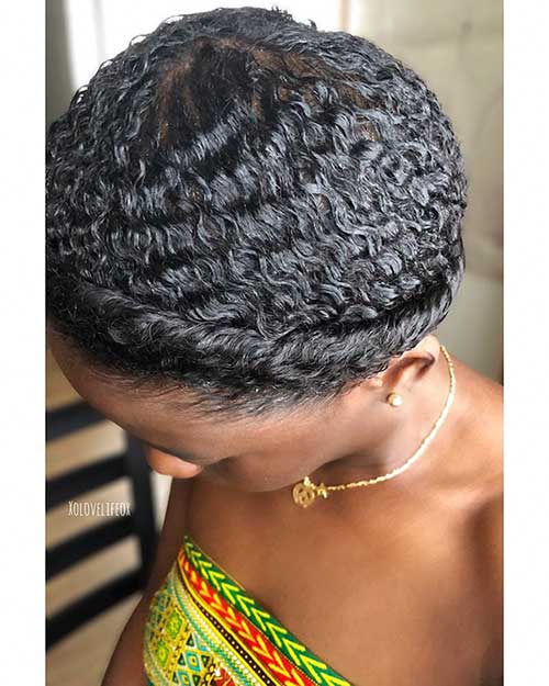 24-eshorthairstyles.com-cute-curly-hairstyle-for-black-women-08042019132424