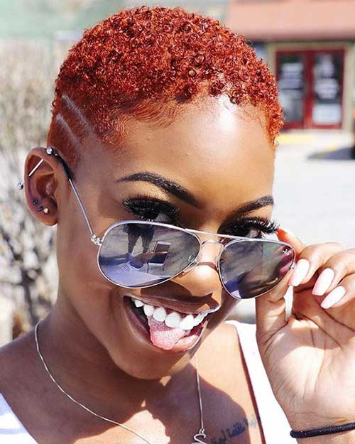 20.Short Natural Hairstyle for Black Women