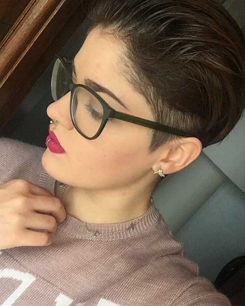 23-short-haircuts-for-girls-14102019161623